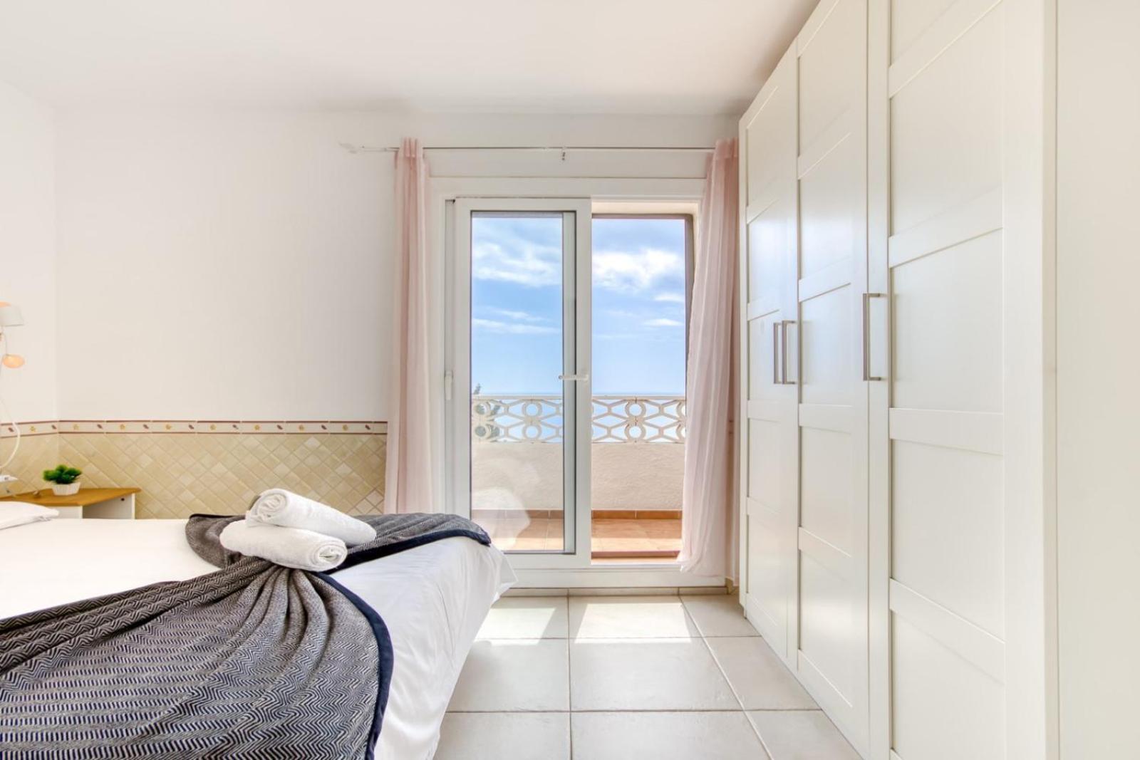 Villa Buraux Roses Bagian luar foto